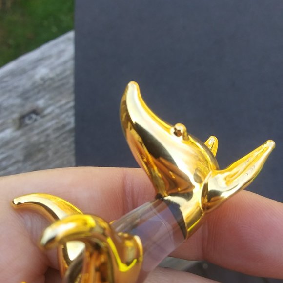 Glass kangaroo with a baby joey in the pouch clear glass with gold accents - Picture 15 of 15